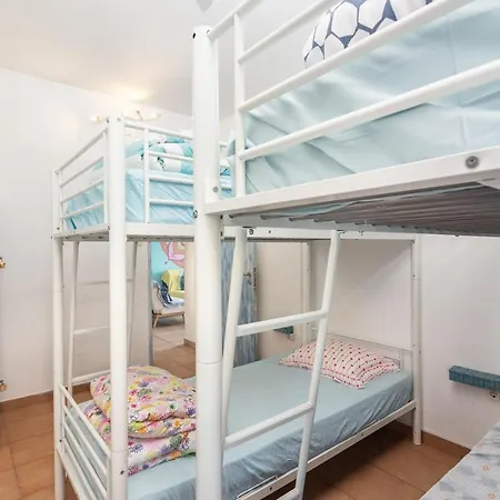 Hostal Life *